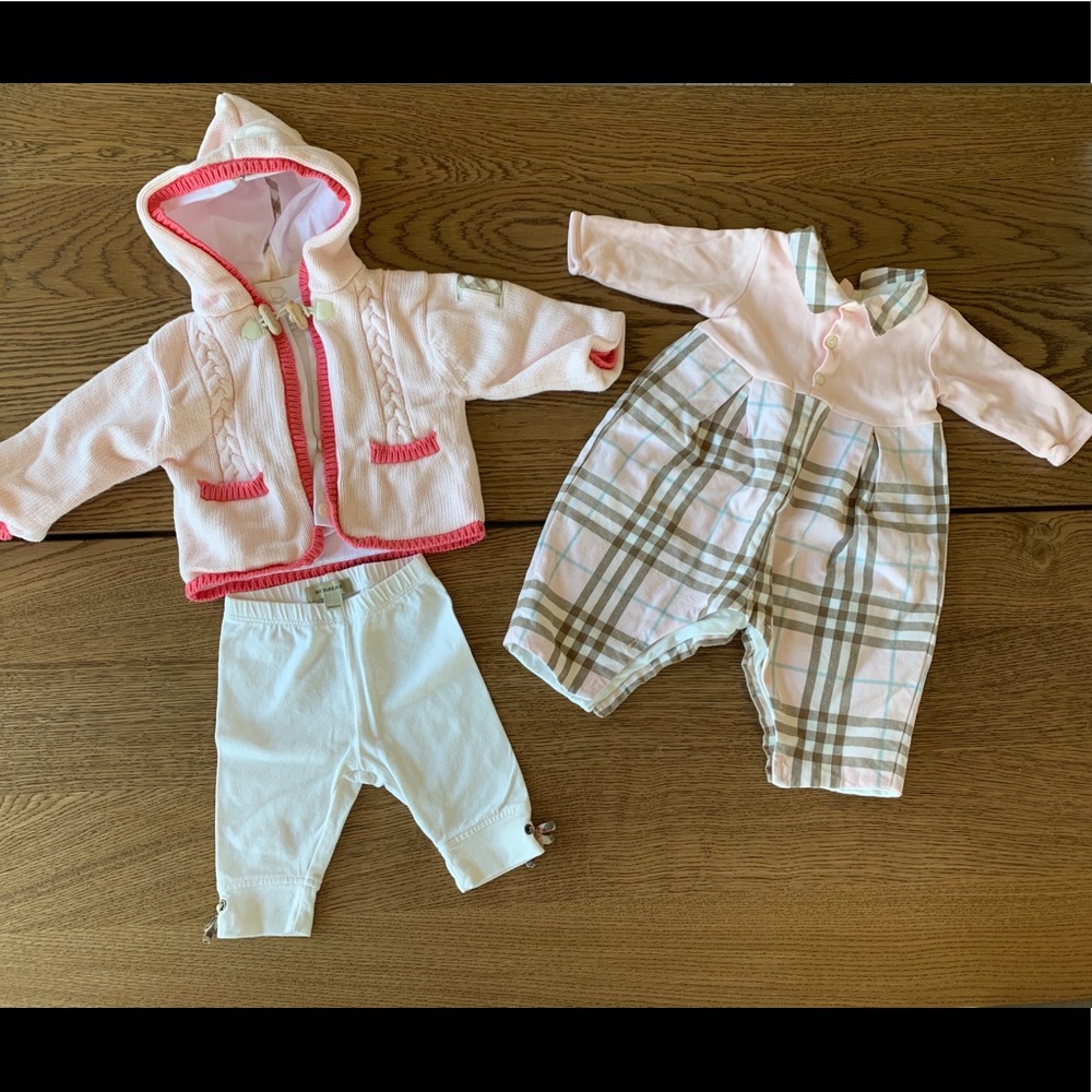 Burberry babies clothes